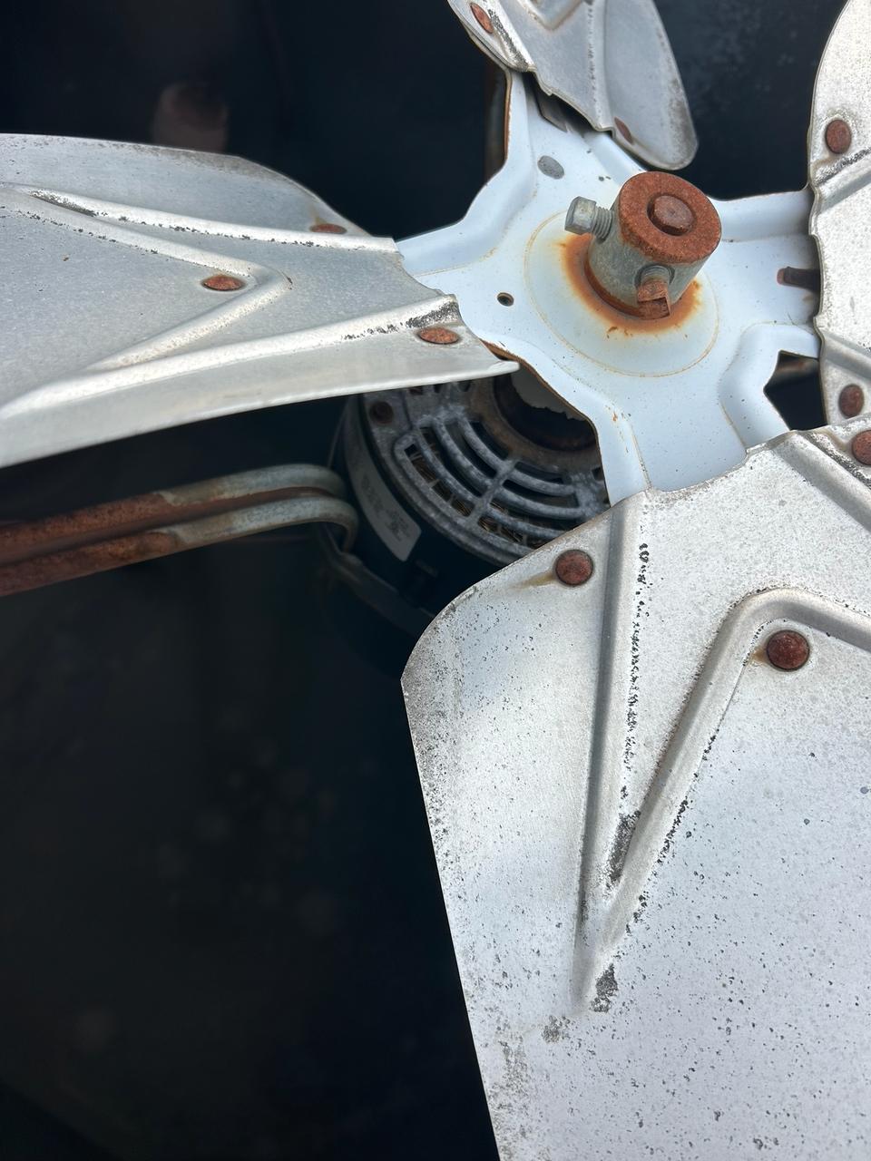 Failed condenser fan motor on commercial RTU